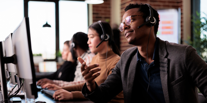 Why-Every-Business-Needs-an-Emergency-Answering-Service-During-Hurricane-Season-1